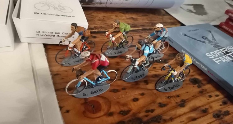 mini ciclisti